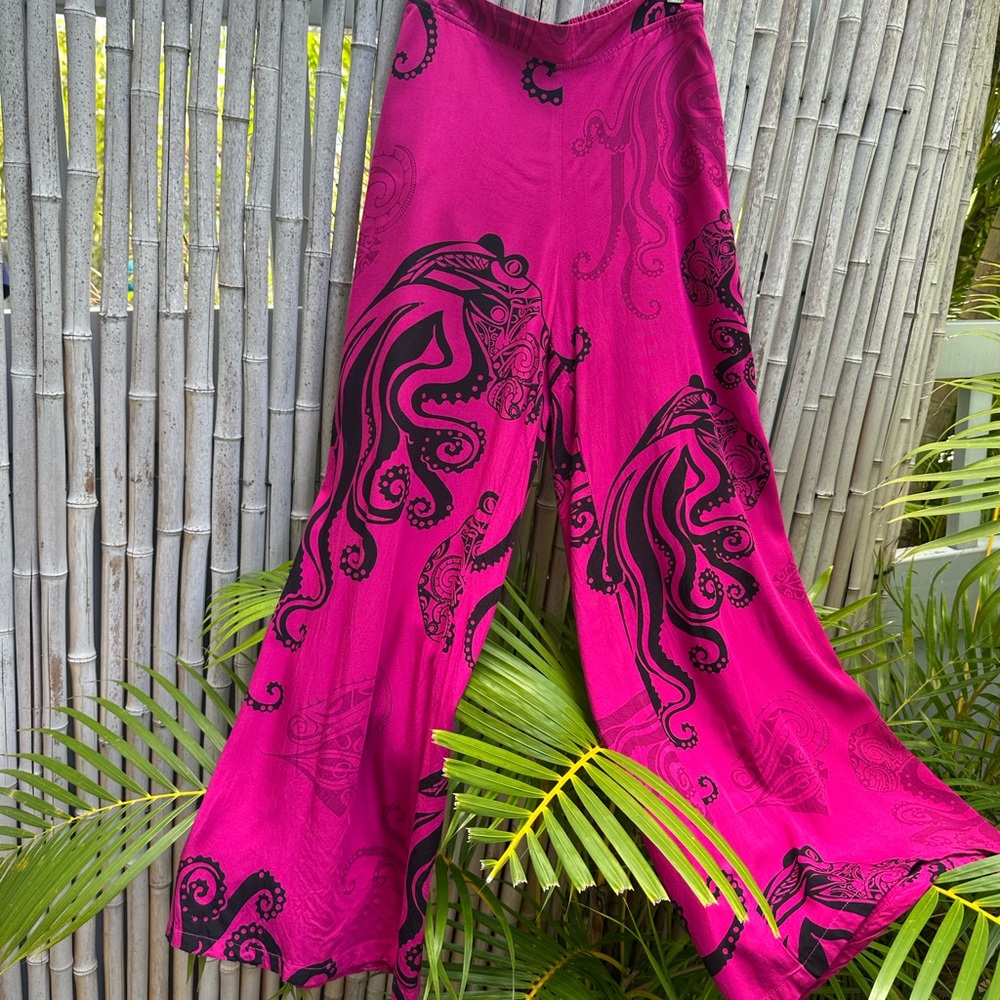 Wahine Toa XS pants